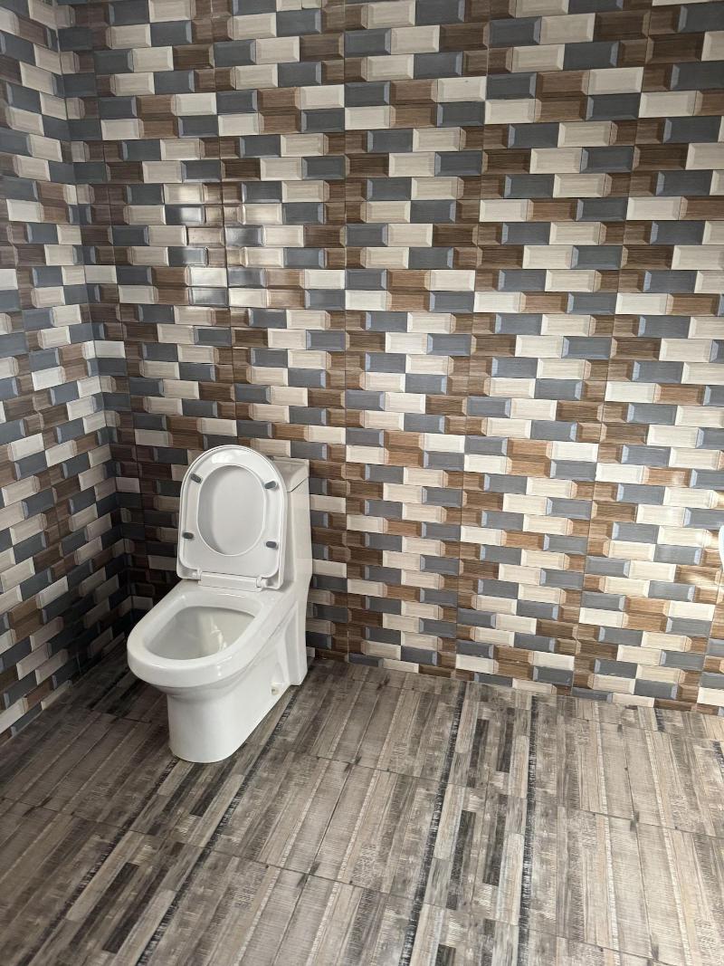 Larosa Executive Guest House image