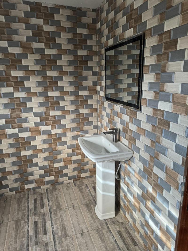 Larosa Executive Guest House image