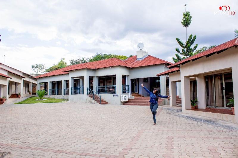 Rose Villa Lodge image