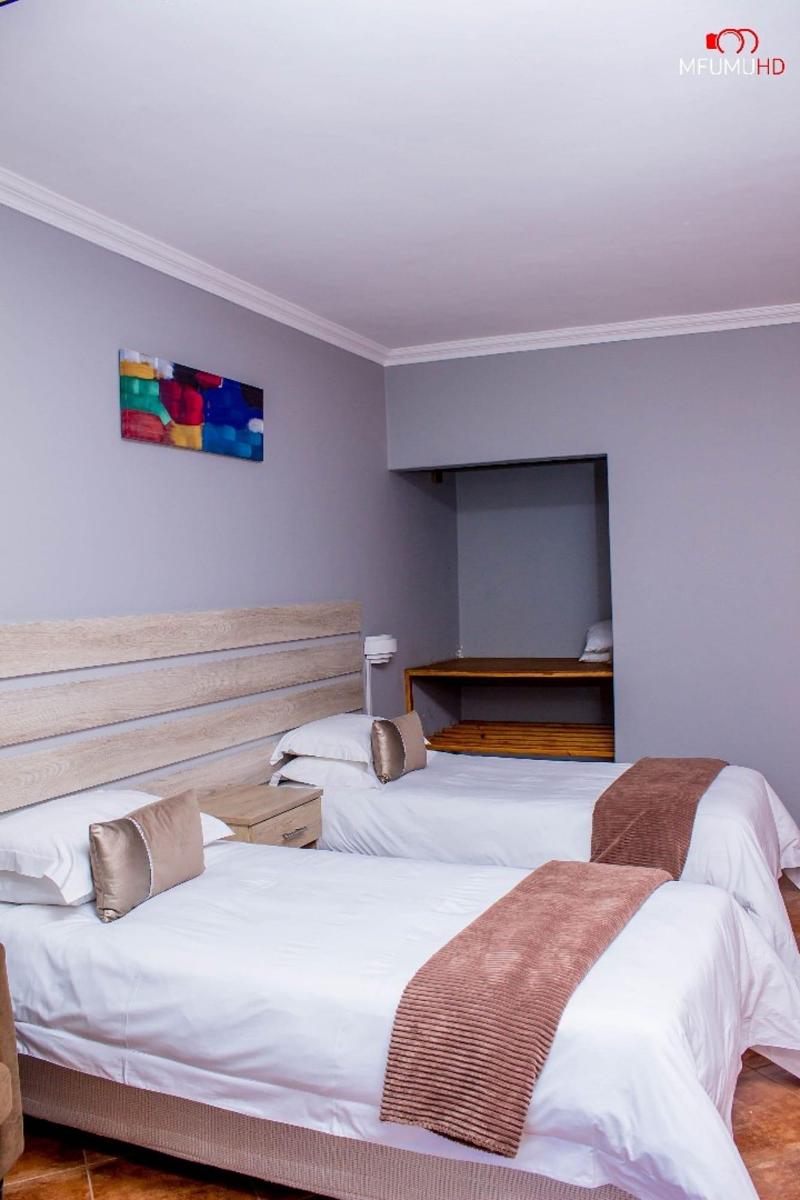 Rose Villa Lodge image