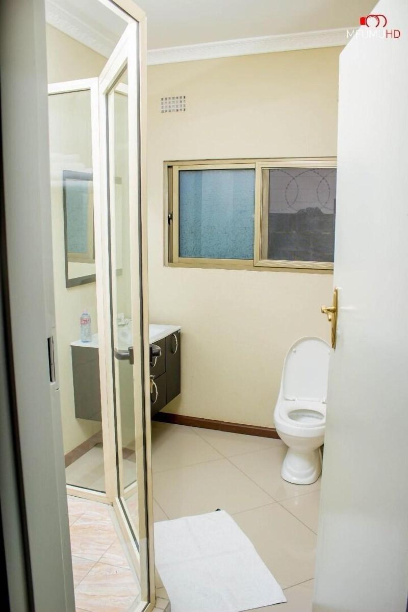 Rose Villa Lodge image