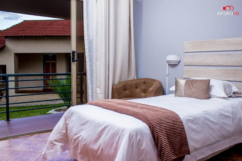 Rose Villa Lodge image