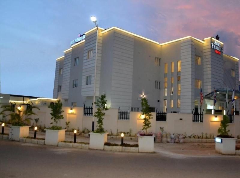 Best Premier Hotel — general view