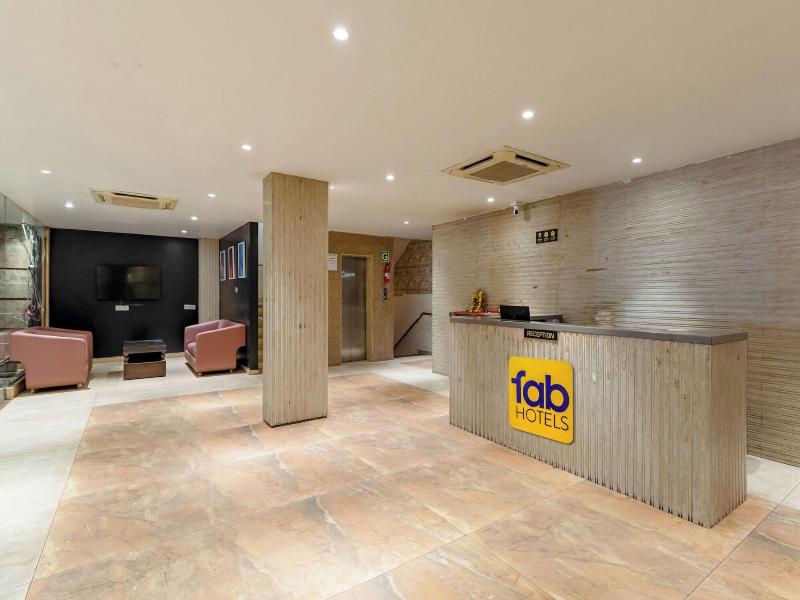 Fabhotel The Oasis