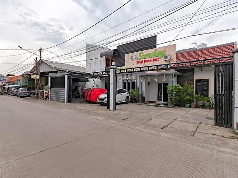 Urbanview Hotel Sunday Cirebon image