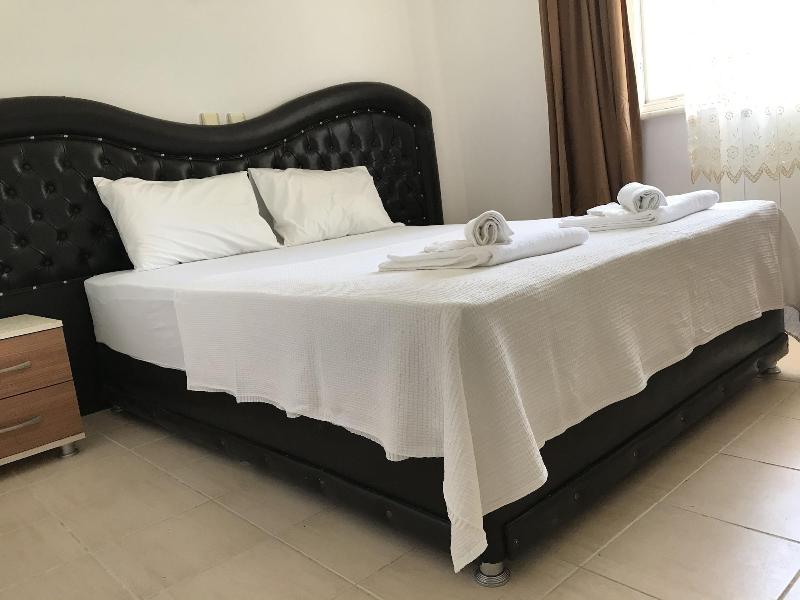 Moonlight Apart Hotel image
