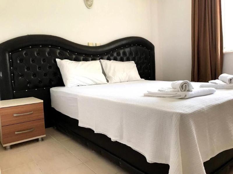 Moonlight Apart Hotel image