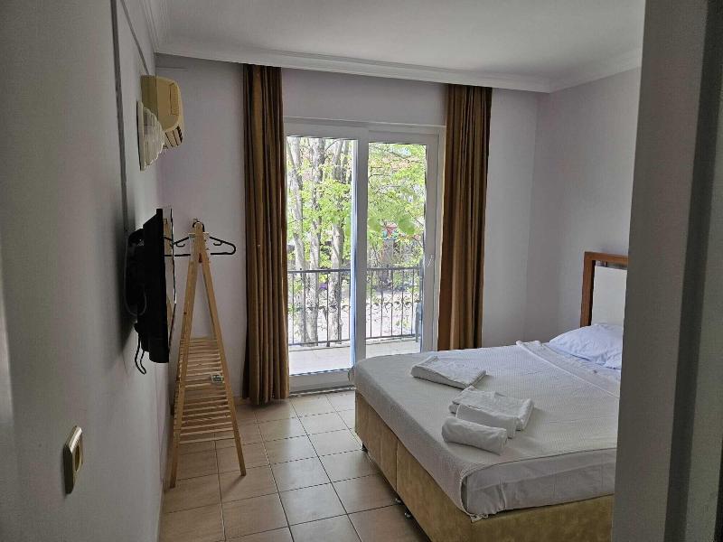 Moonlight Apart Hotel image