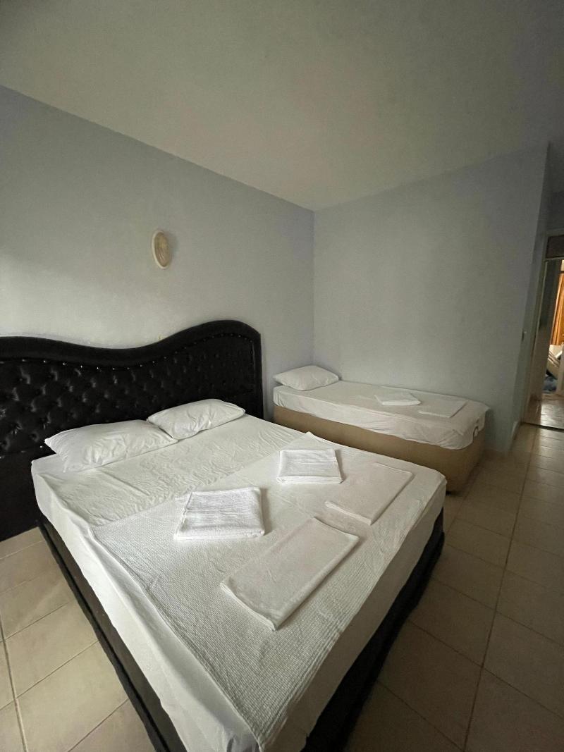 Moonlight Apart Hotel image