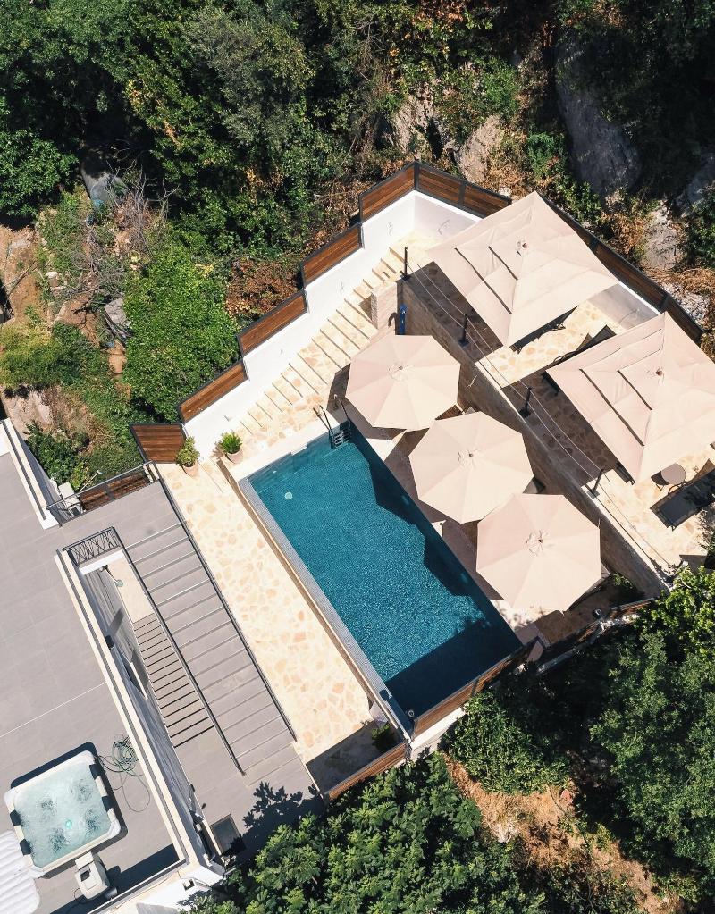 Casa Bianca image