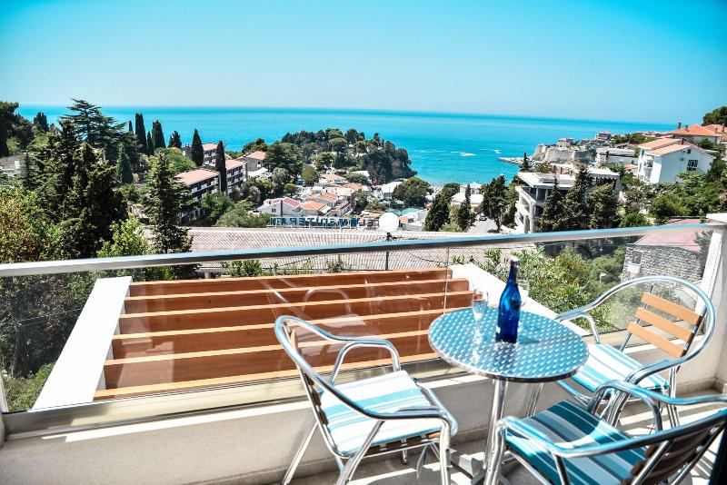 Casa Bianca image