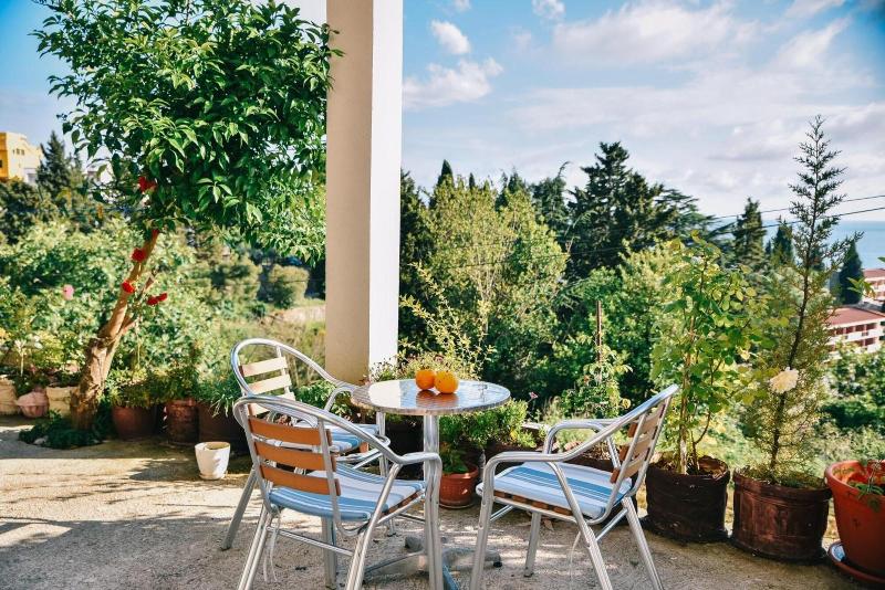 Casa Bianca image