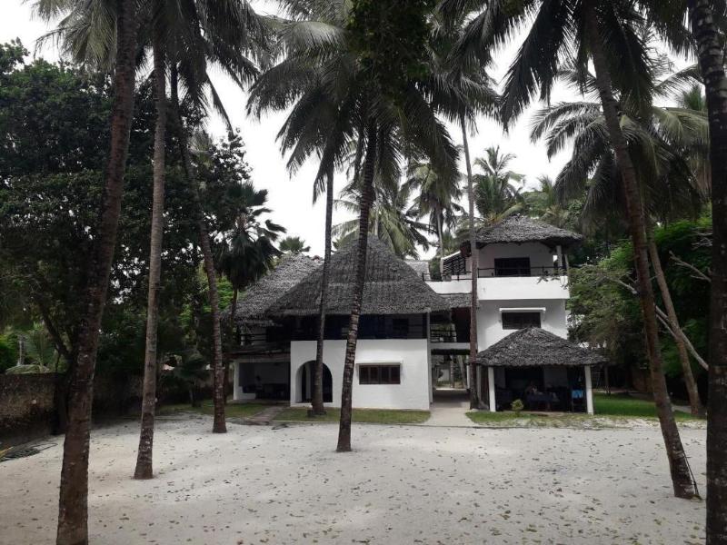 Kusini Beach Cottages — photo 3