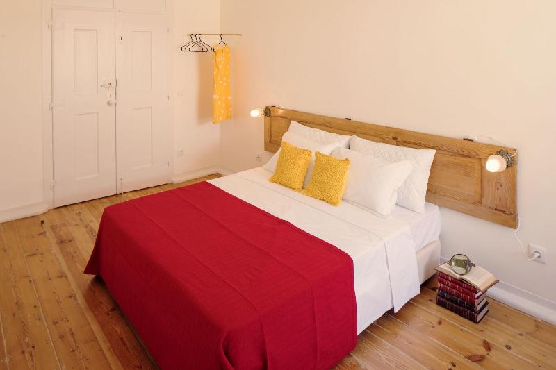 Lisbon Calling Rooms & Studio image