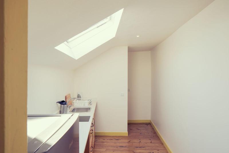 Lisbon Calling Rooms & Studio image