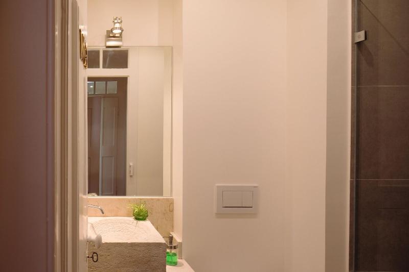 Lisbon Calling Rooms & Studio image