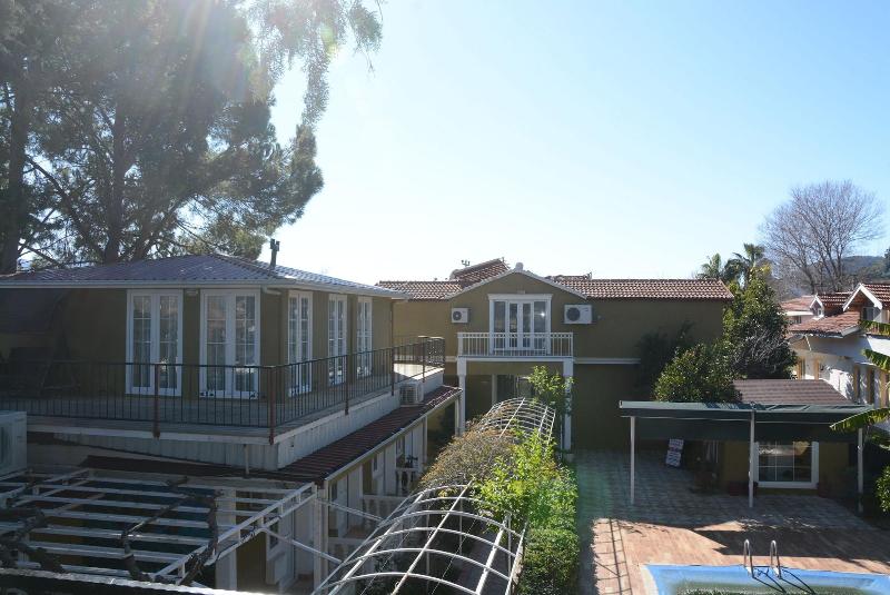 Berg Hotel image