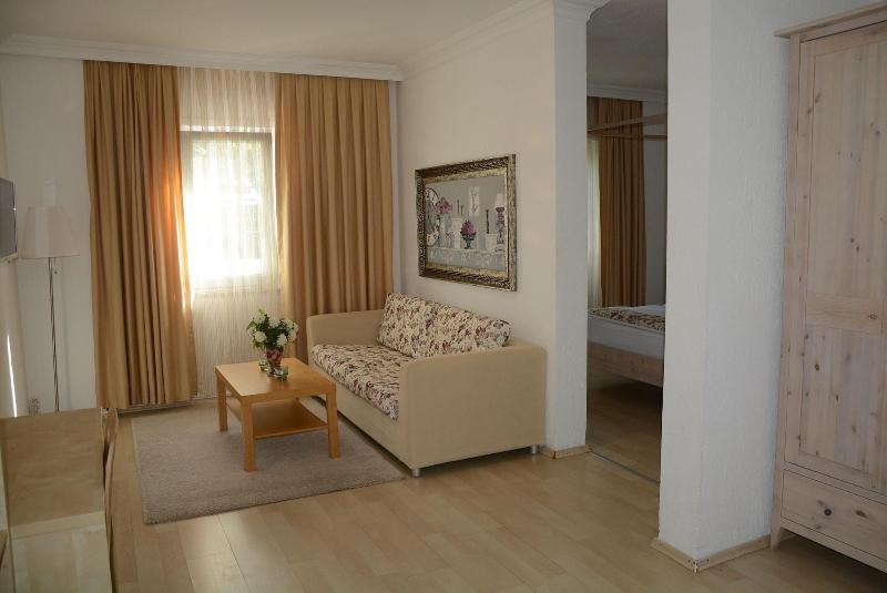 Berg Hotel image