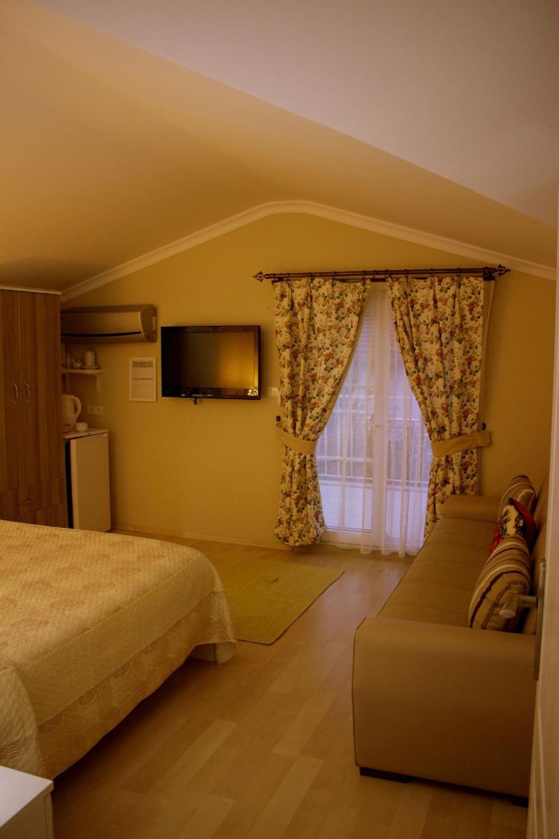Berg Hotel image