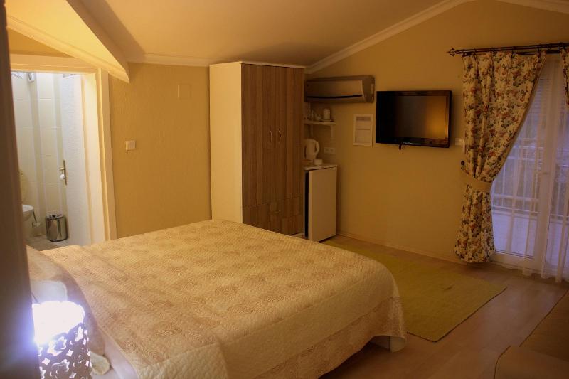 Berg Hotel image
