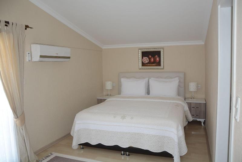 Berg Hotel image