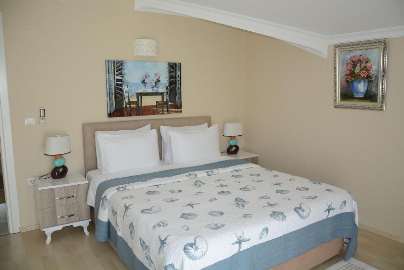 Berg Hotel image