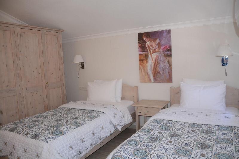 Berg Hotel image