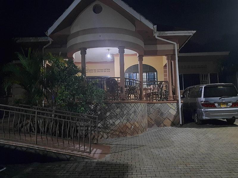 Airport Side Hotel Entebbe image