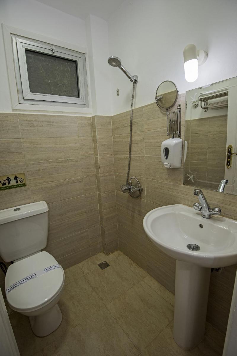 Lilly Rooms And Studios image