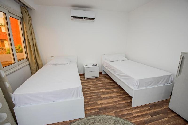 Lilly Rooms And Studios image