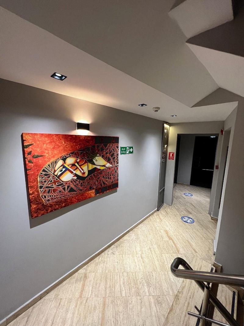 Gytha Hotel Pera image