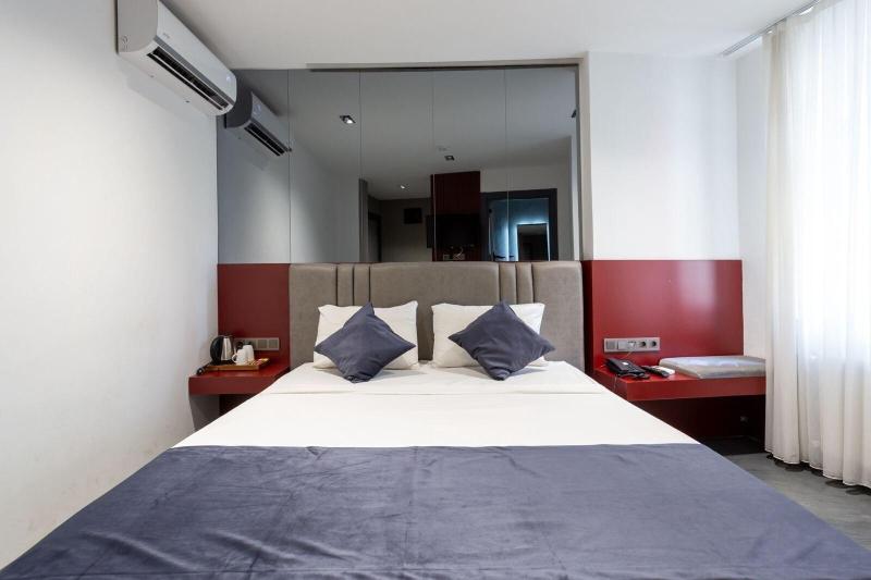 Gytha Hotel Pera image