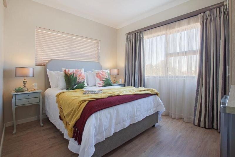 Paperbark Manor image