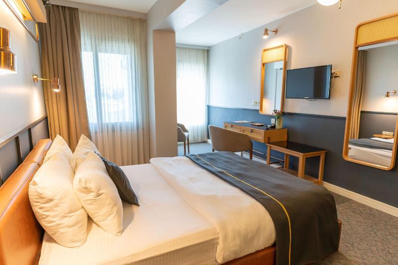 Viva La Vita Hotel Bornova image