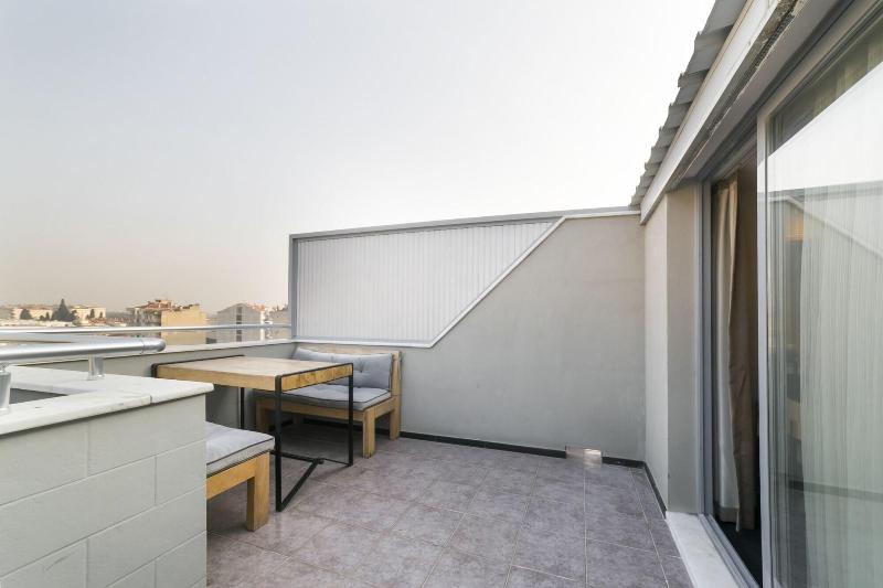 Viva La Vita Hotel Bornova image