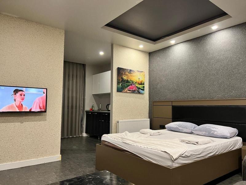 Kent Suites Hotels image
