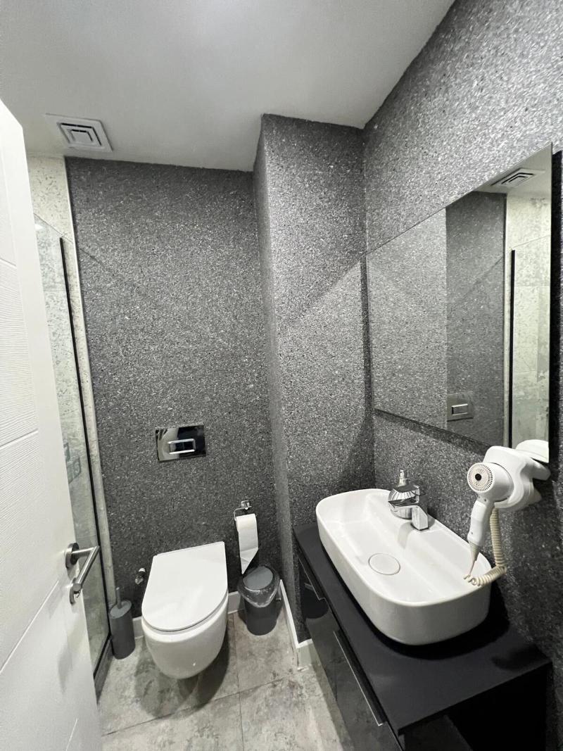 Kent Suites Hotels image