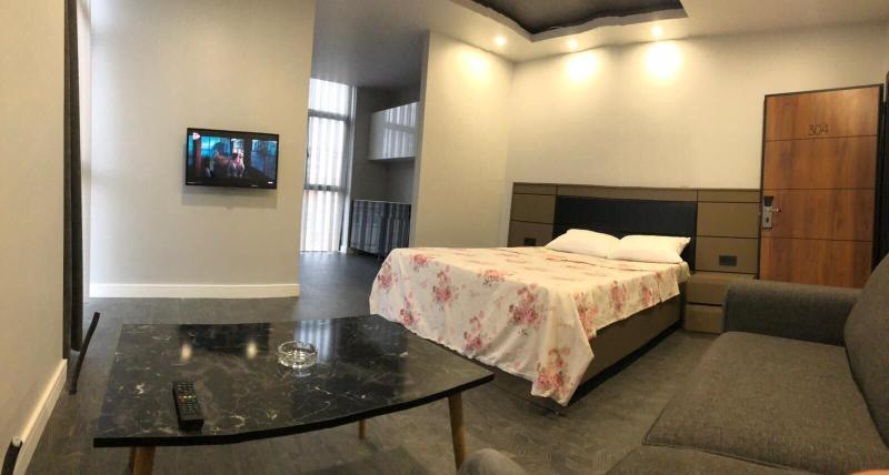 Kent Suites Hotels image