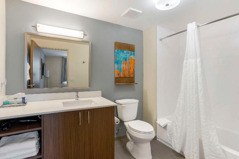 Mainstay Suites image