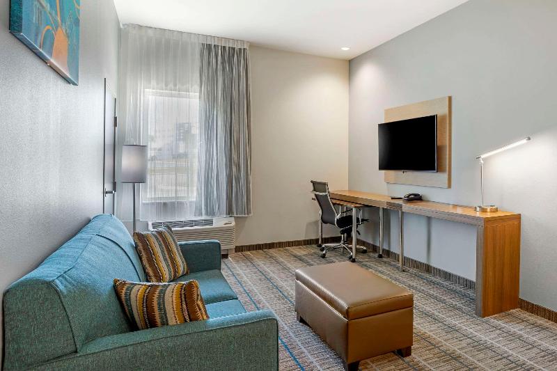 Mainstay Suites image