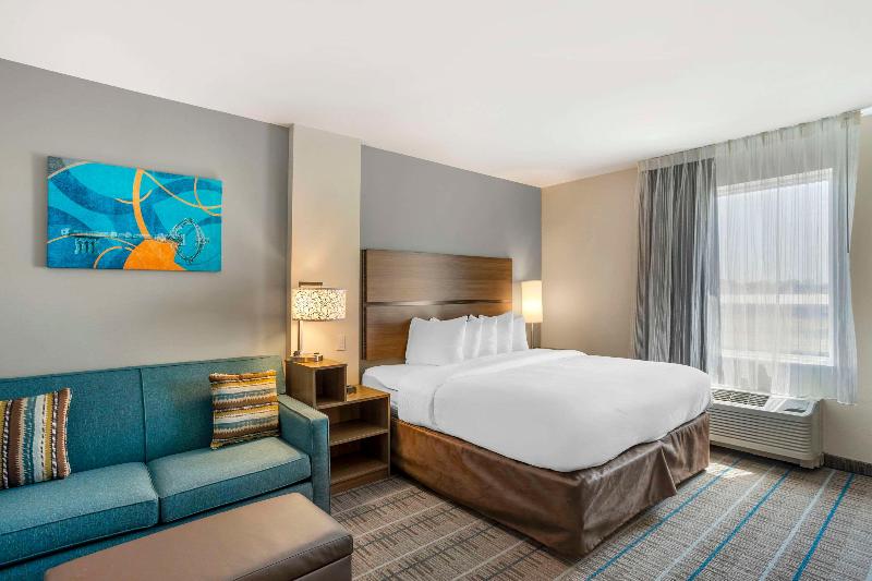 Mainstay Suites image