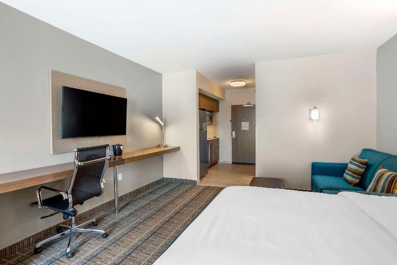 Mainstay Suites image
