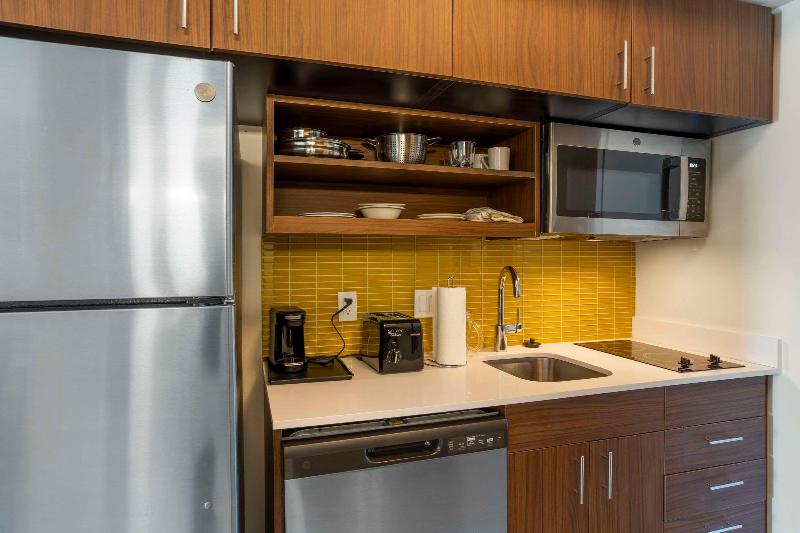 Mainstay Suites image