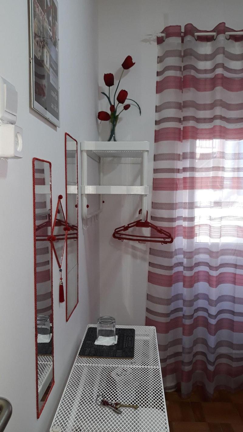 Ameli Rooms image