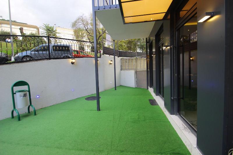 Hira Hotel image