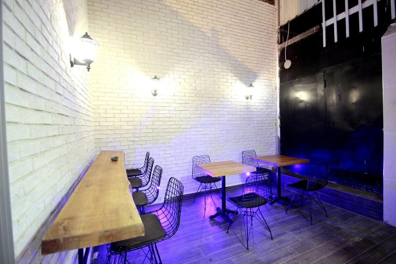 Hira Hotel image