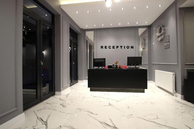 Hira Hotel image