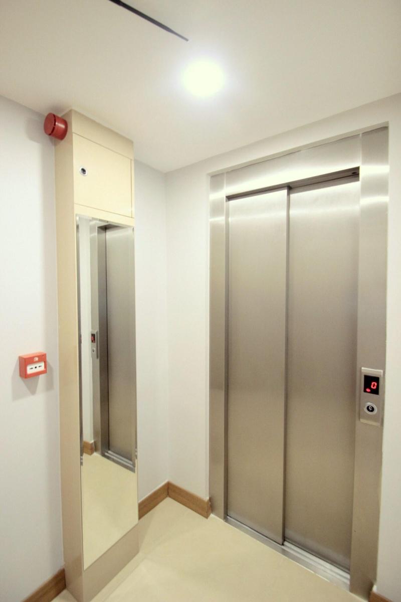 Hira Hotel image