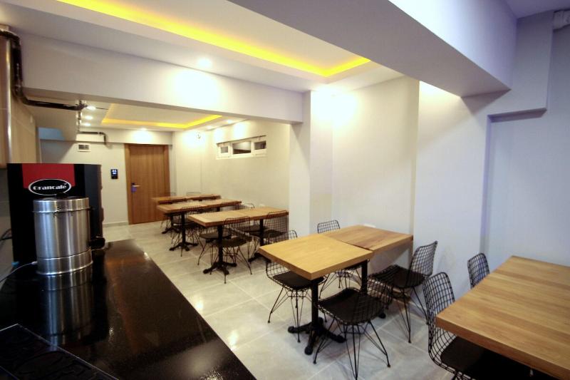 Hira Hotel image