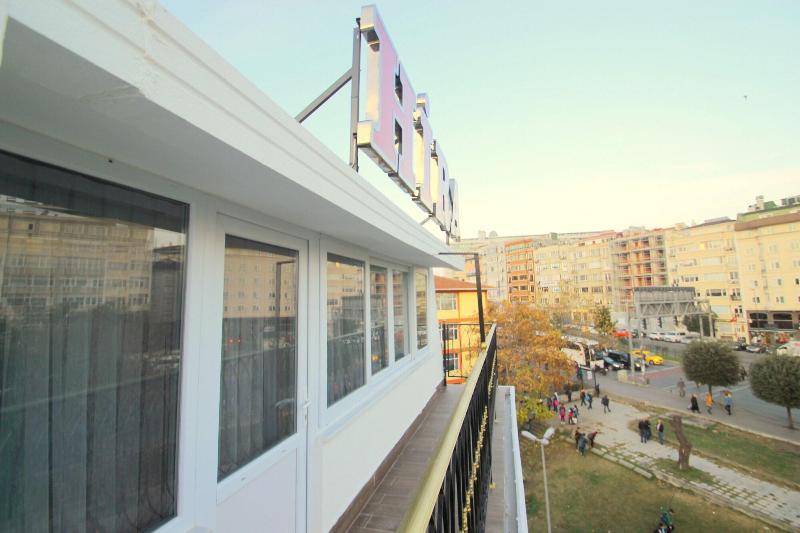 Hira Hotel image